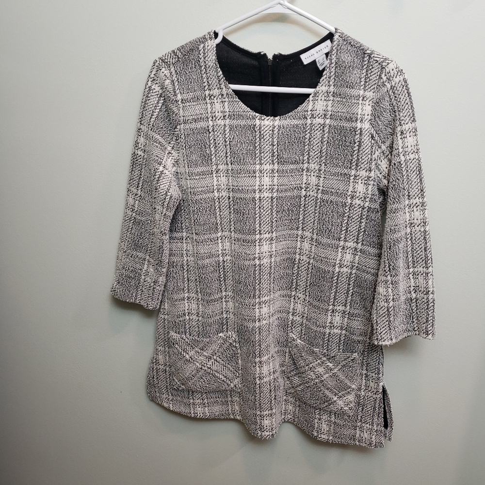 Susan Graver Black and White Plaid Sweater Top Size Small
